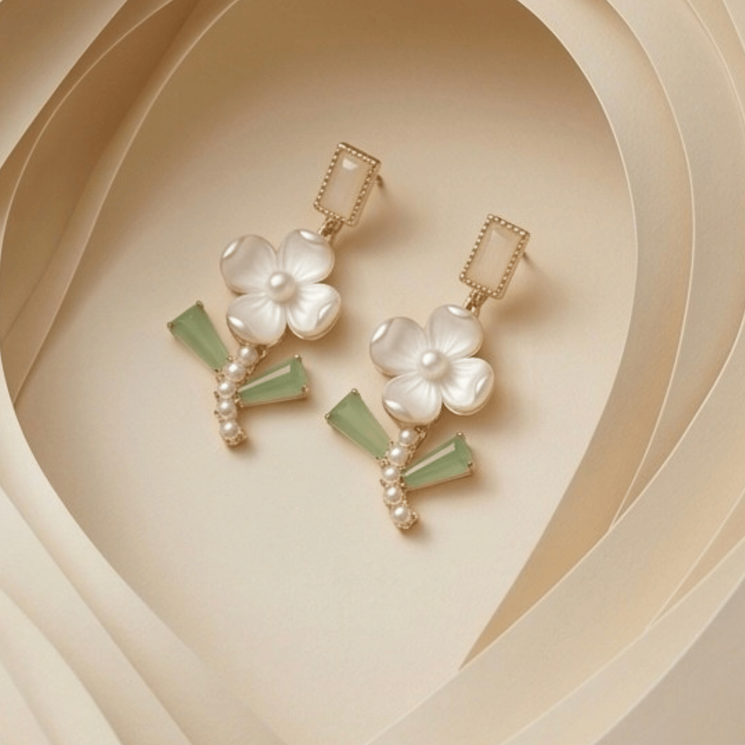 18k Gold plated Anti Tarnish Daisy Earrings