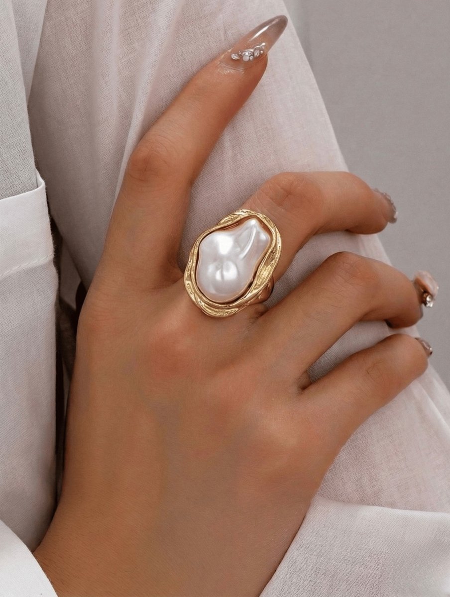 Baroque Pearl Adjustable Ring - Aurvi