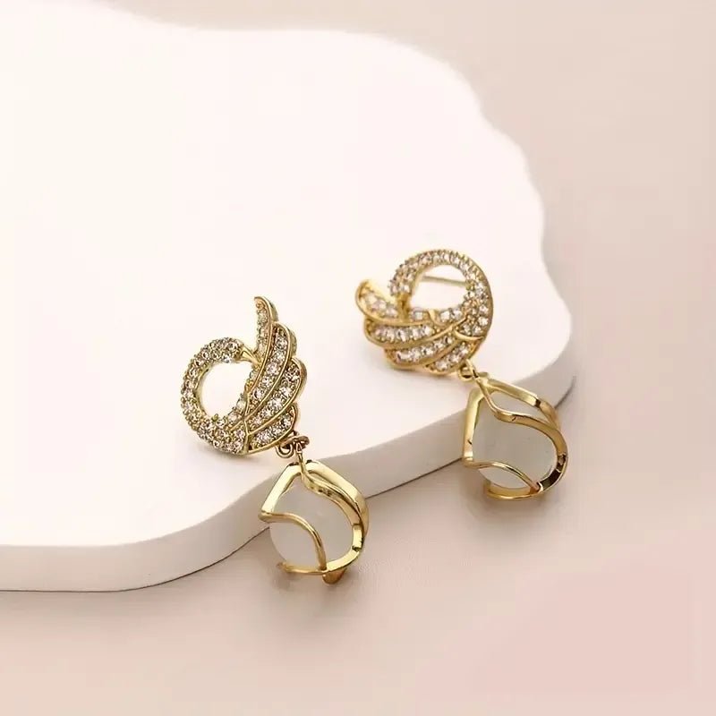 High - end swan earrings - Aurvi