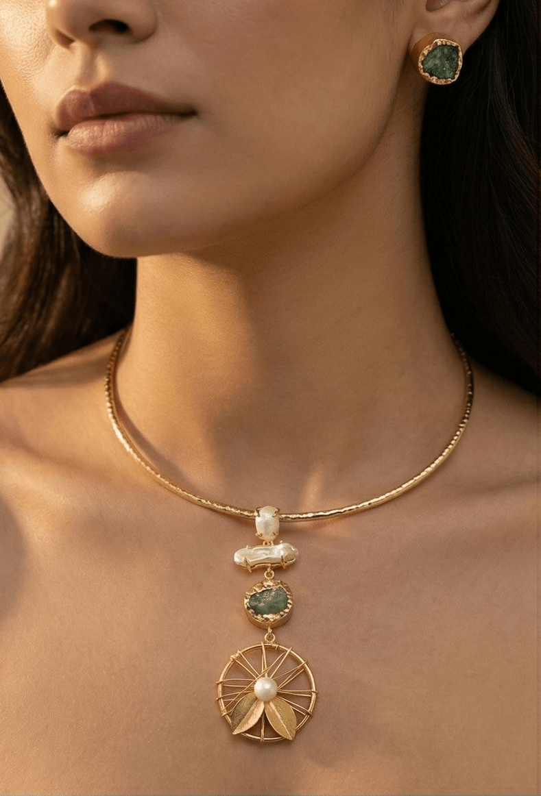 Mriga Carnelian Flowline Choker Set - Aurvi