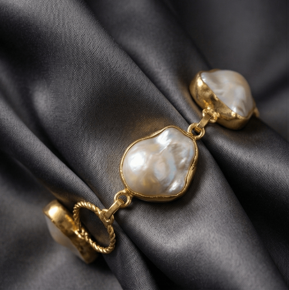 Niva Baroque Pearl Bracelet - Aurvi