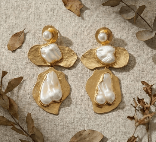 Niva Baroque Pearl Earrings - Aurvi