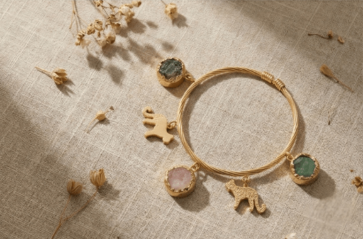 Vivara Rose Quartz Cat Charm bracelet - Aurvi